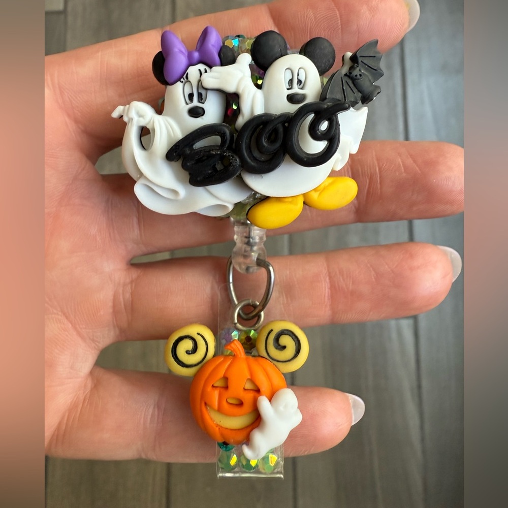 Disney Badge Reel - Halloween Mickey and Minnie